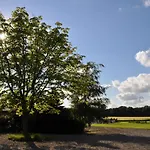 Oda ve Kahvaltı Koebenhovedskov